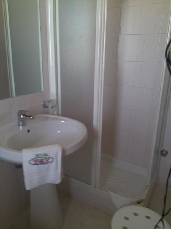 Hotel Parco Degli Ulivi Scerne Zimmer foto
